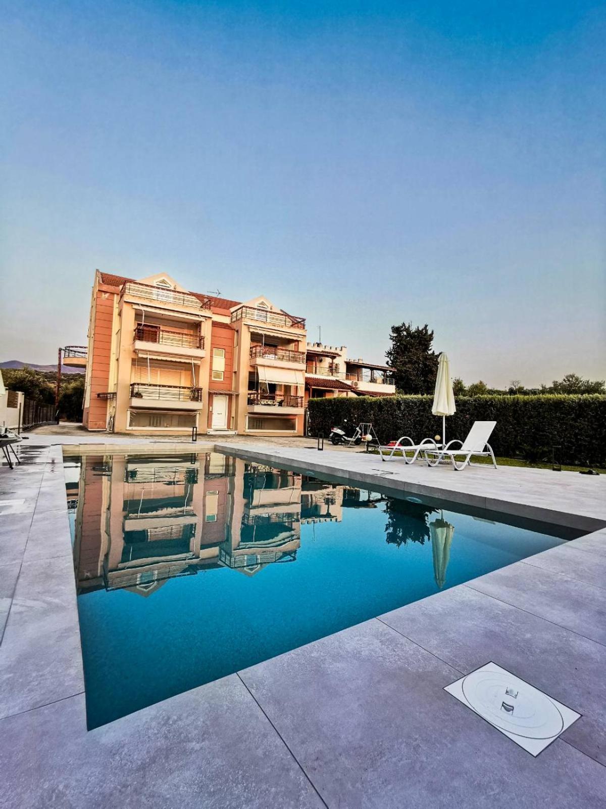 Ostria Seaside Apartments Patras Zewnętrze zdjęcie